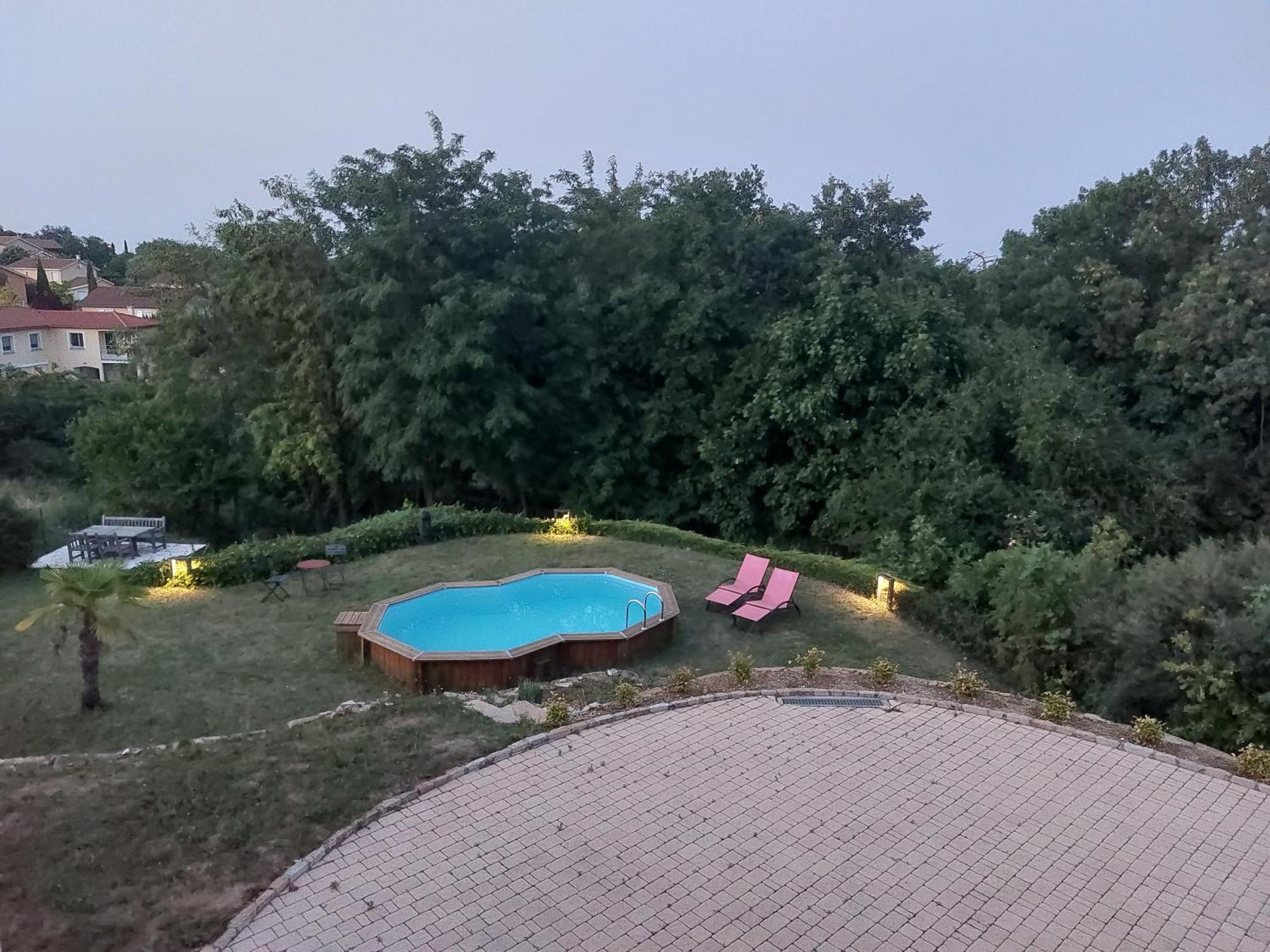 VernaisonComme Dans Un Ecrin - T2 De 50 M² Avec Jardin, Terrasse Et Piscineアパートメント エクステリア 写真