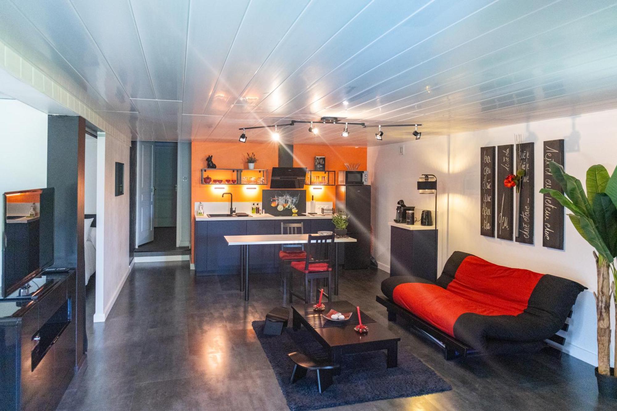 VernaisonComme Dans Un Ecrin - T2 De 50 M² Avec Jardin, Terrasse Et Piscineアパートメント エクステリア 写真